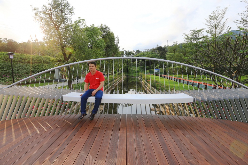 shenzhen hetang wetland park footbridge china by cscec steel