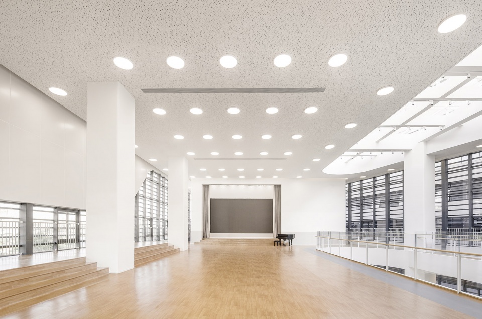 xinmeng montessori kindergarten china by lm design lab