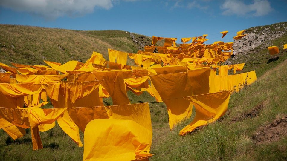 hush by steve messam 1