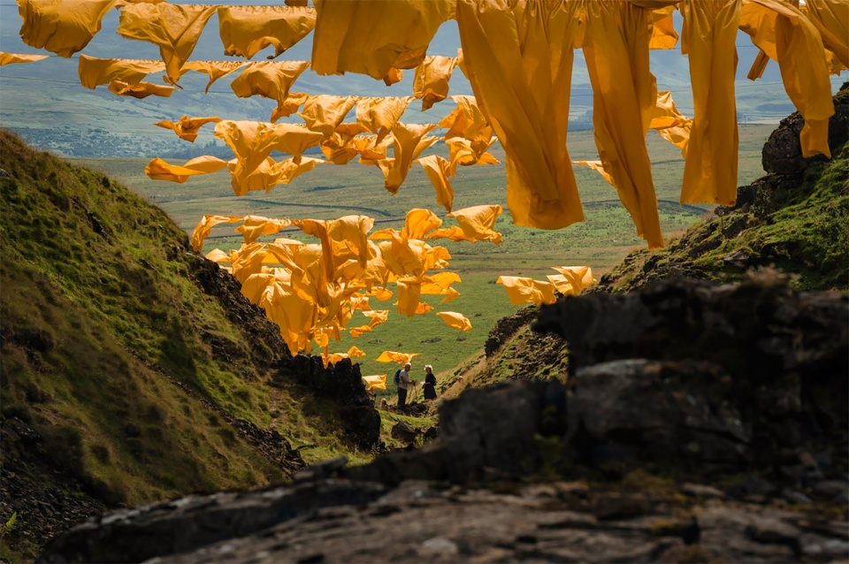 hush by steve messam 1