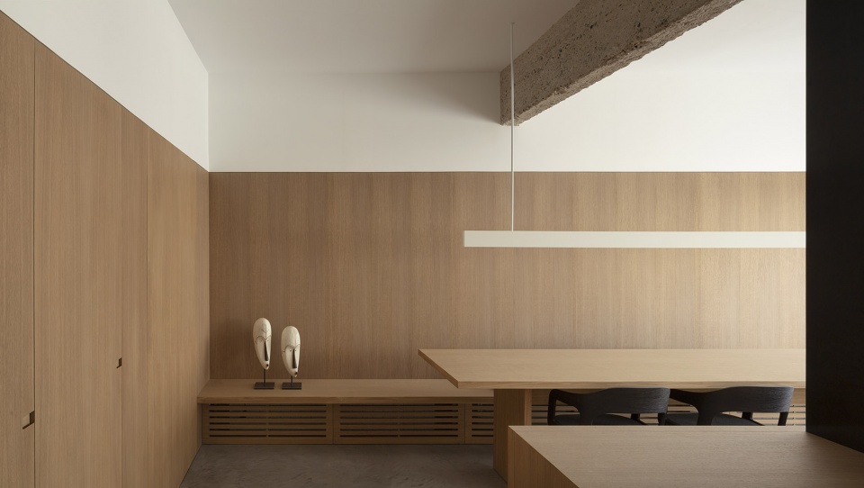 ME Apartment by Francesc Rifé Studio