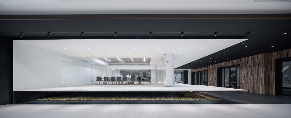 renovation design on the top floor of previous world expo joint pavilion no 3 china by dutstudio