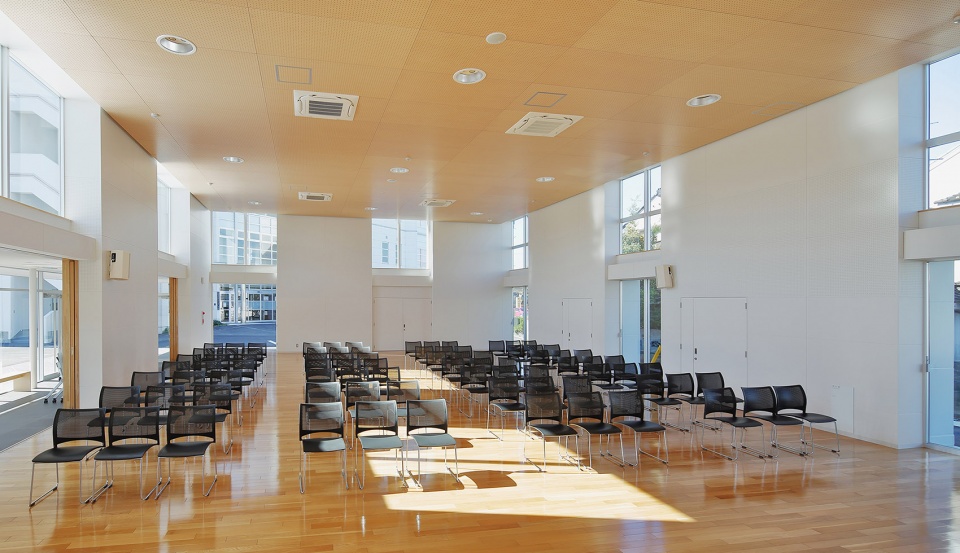 saga dental association hall by kazunari sakamoto architectural laboratory