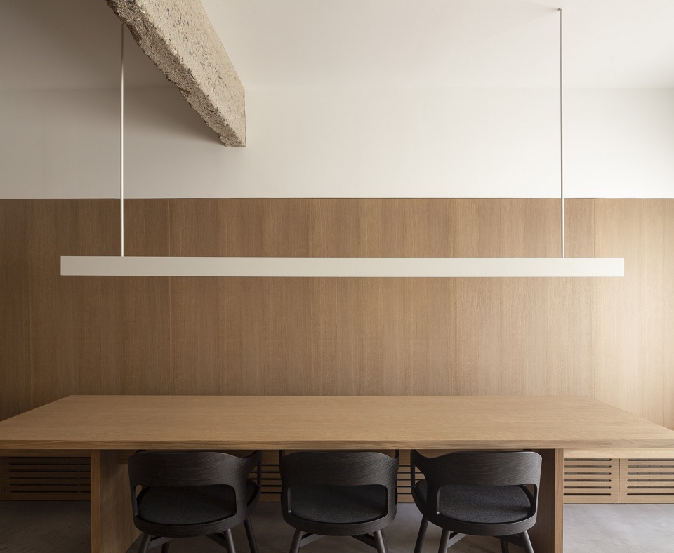 ME Apartment by Francesc Rifé Studio
