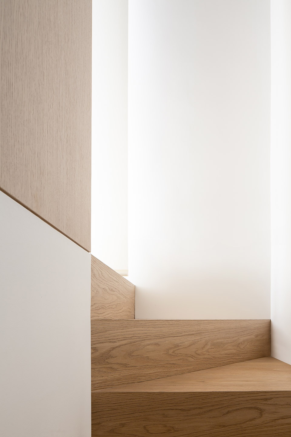 ME Apartment by Francesc Rifé Studio