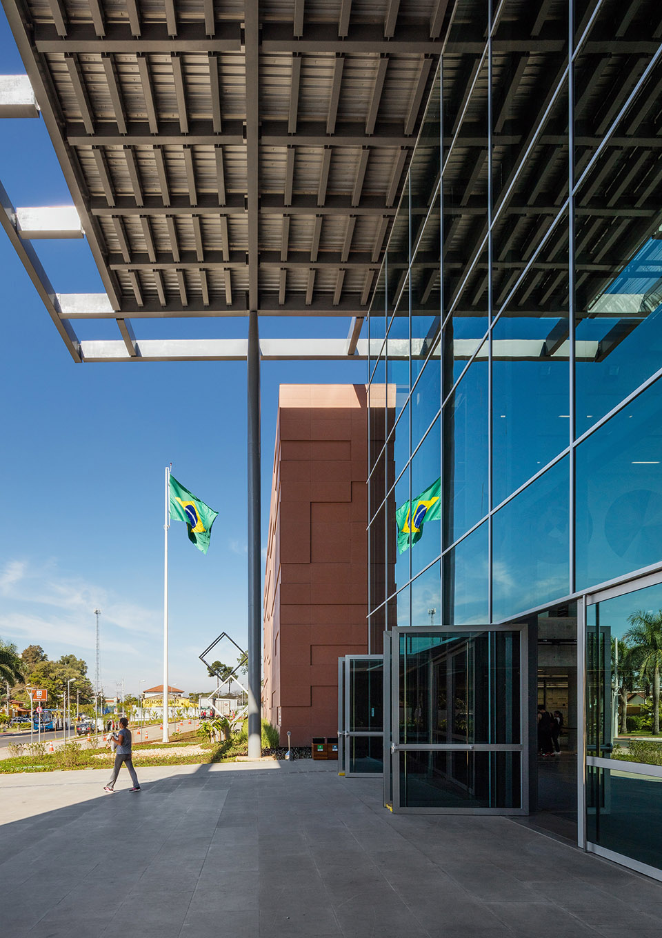 sesc guarulhos by dal pian arquitetos