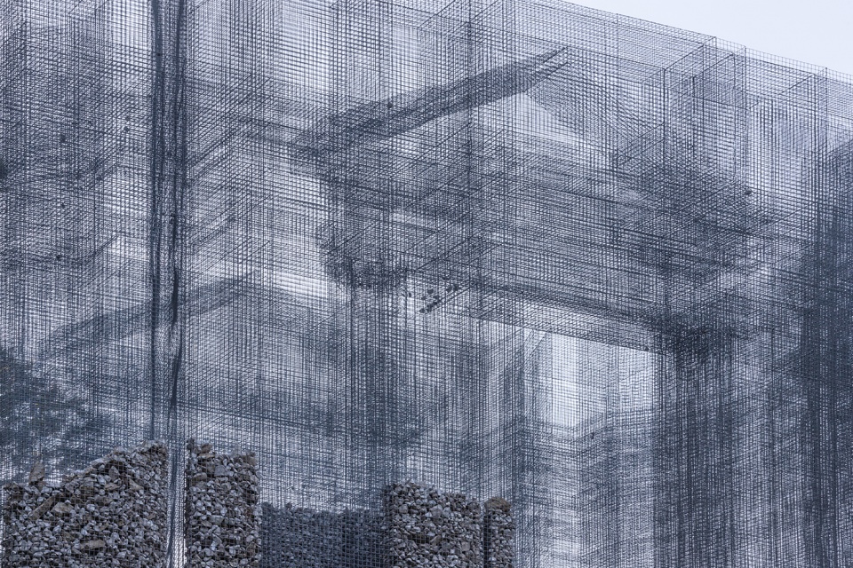 simbiosi by edoardo tresoldi