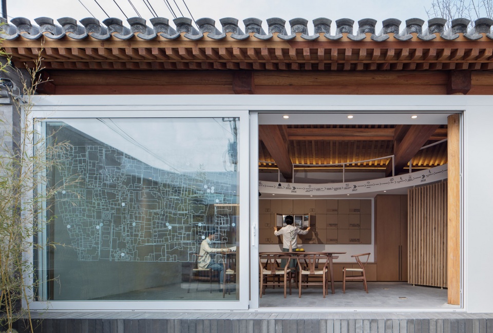 two in one courtyard china by urbanus