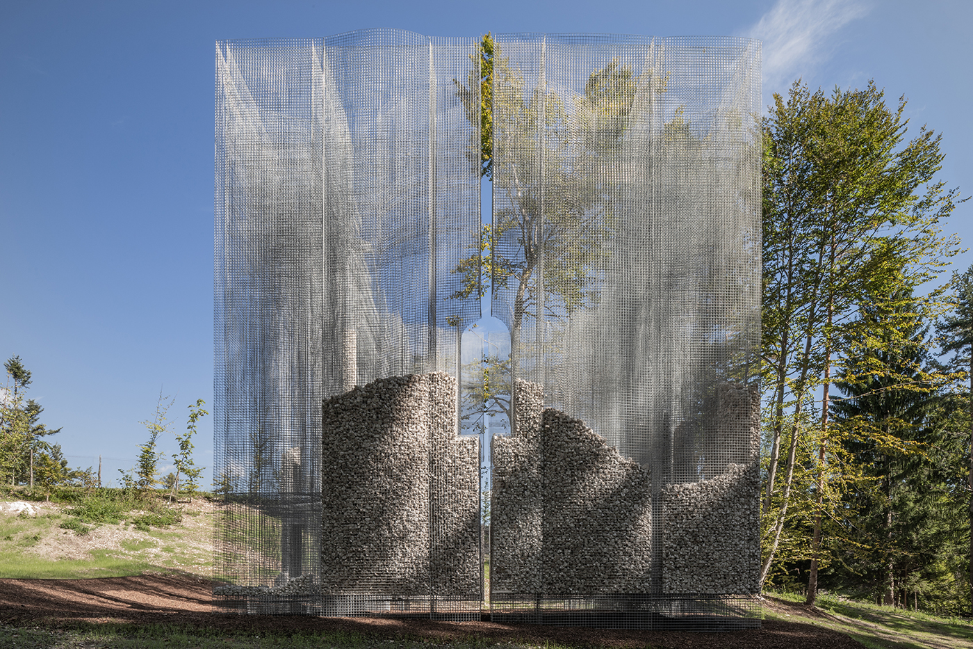simbiosi by edoardo tresoldi
