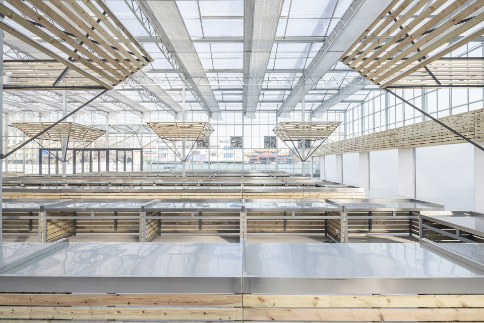 temporary site of shengli market china by luo studio