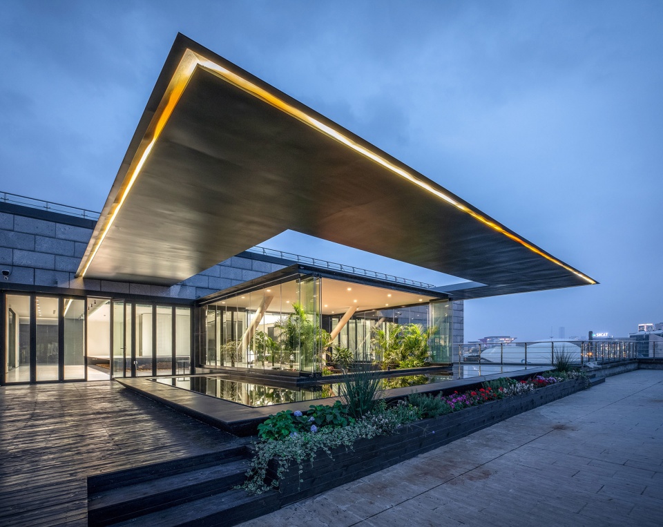 renovation design on the top floor of previous world expo joint pavilion no 3 china by dutstudio