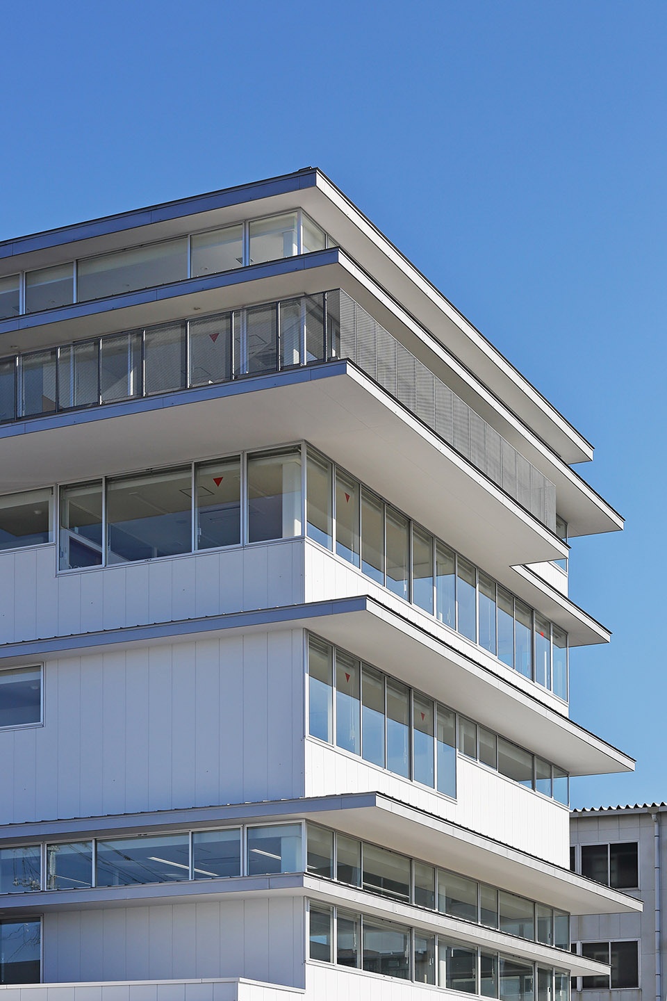 saga dental association hall by kazunari sakamoto architectural laboratory