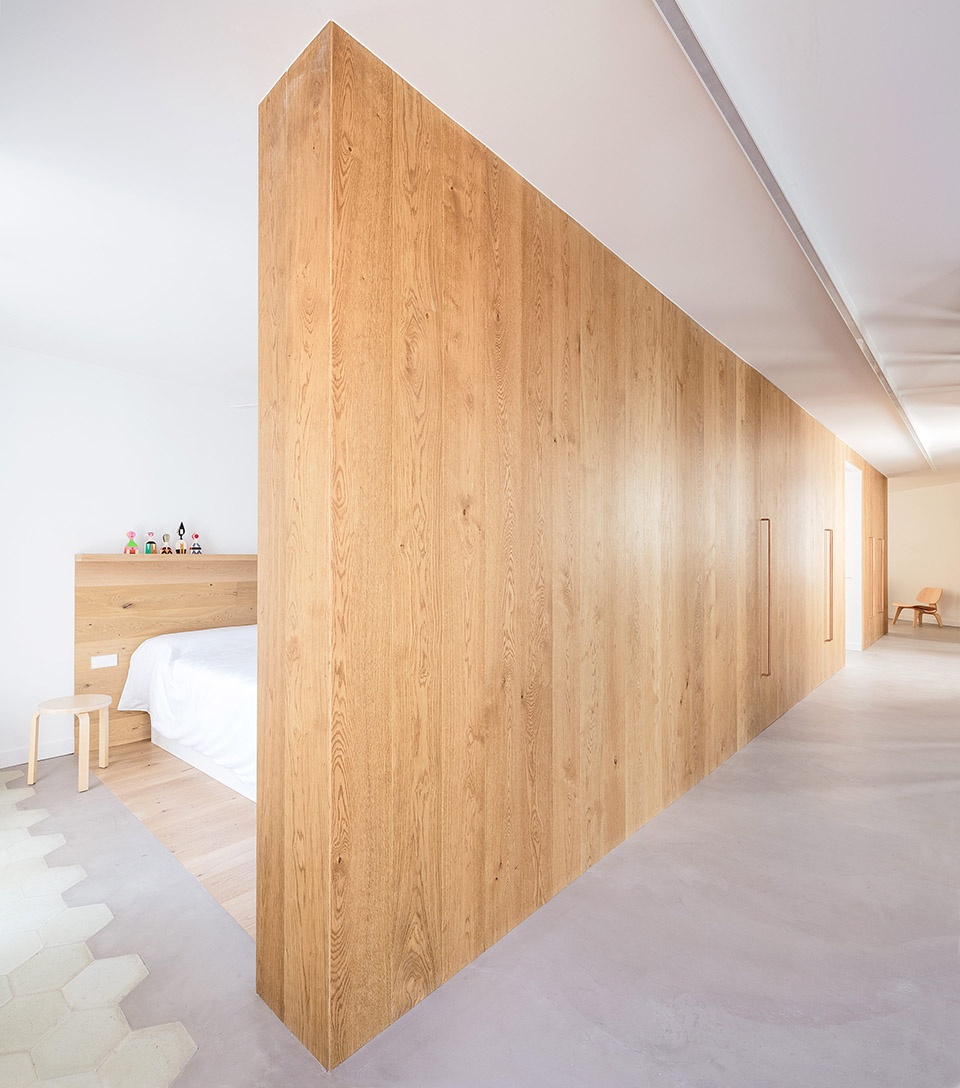 atic aribau by raul sanchez architects