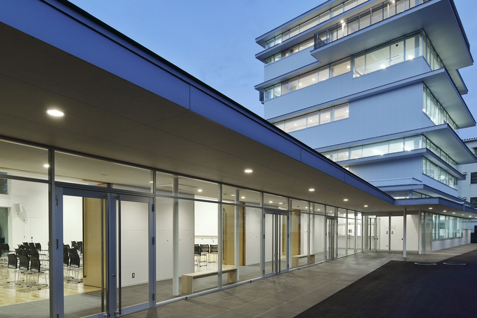 saga dental association hall by kazunari sakamoto architectural laboratory