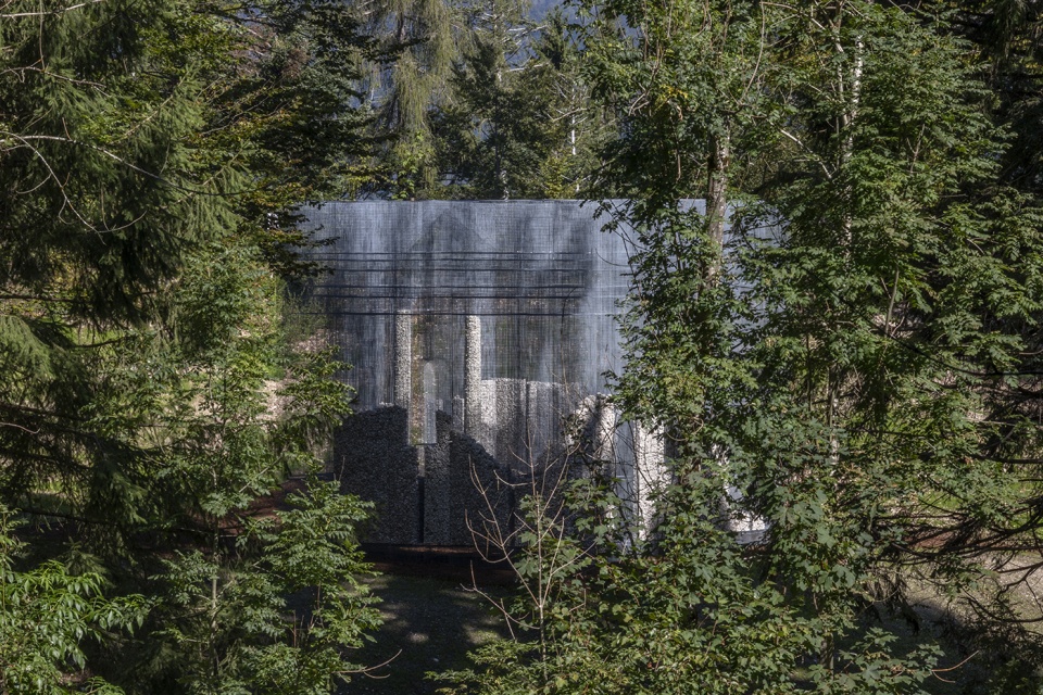 simbiosi by edoardo tresoldi