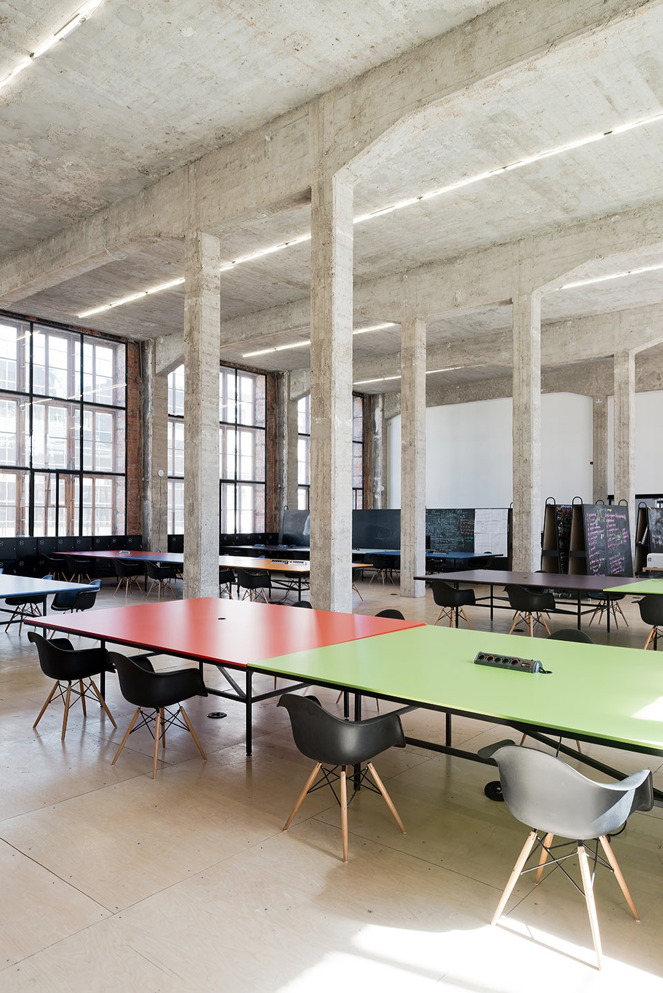 DI Telegraph by Archiproba Studios