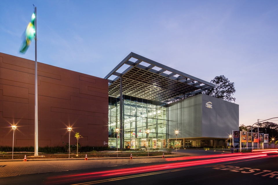 sesc guarulhos by dal pian arquitetos