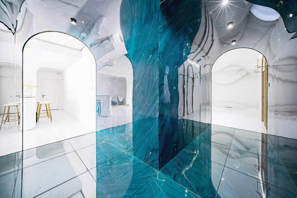 beauty club on the national border china by parallect design