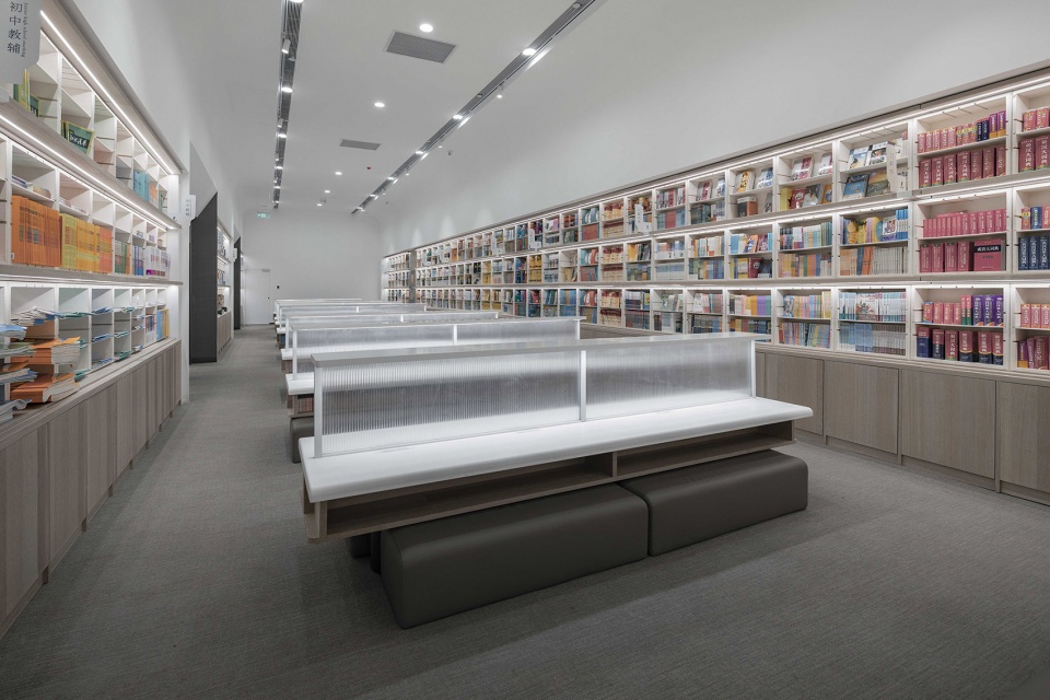 fengdong e pang bookstore china by gonverge interior design