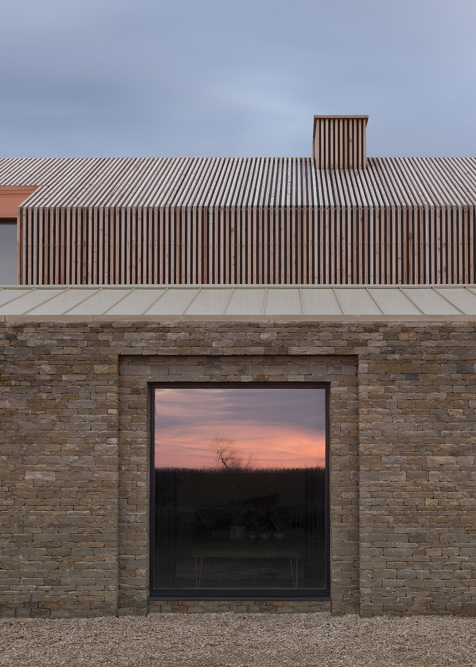 long house by bureau de change