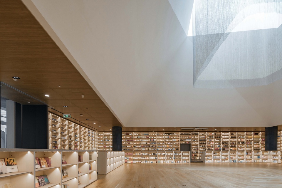 fengdong e pang bookstore china by gonverge interior design