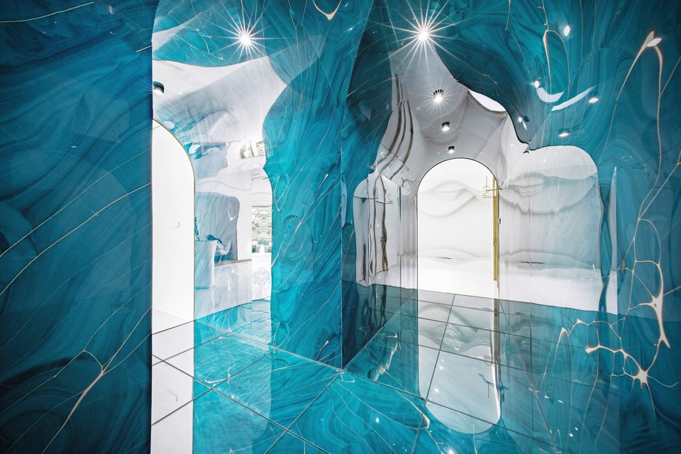 beauty club on the national border china by parallect design