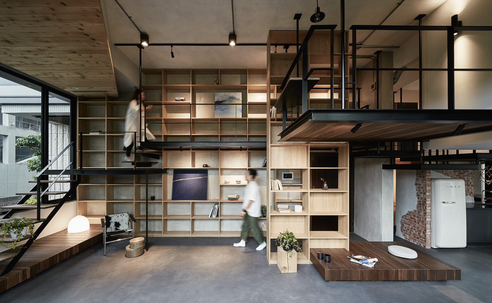 life in tree house by soar design