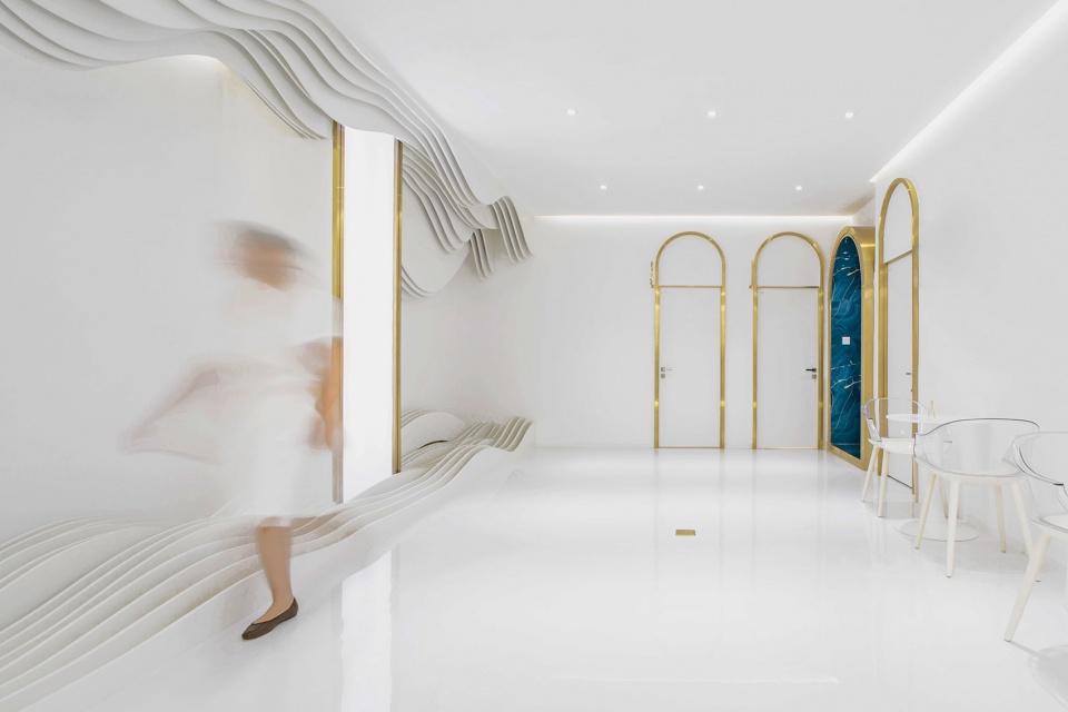 beauty club on the national border china by parallect design