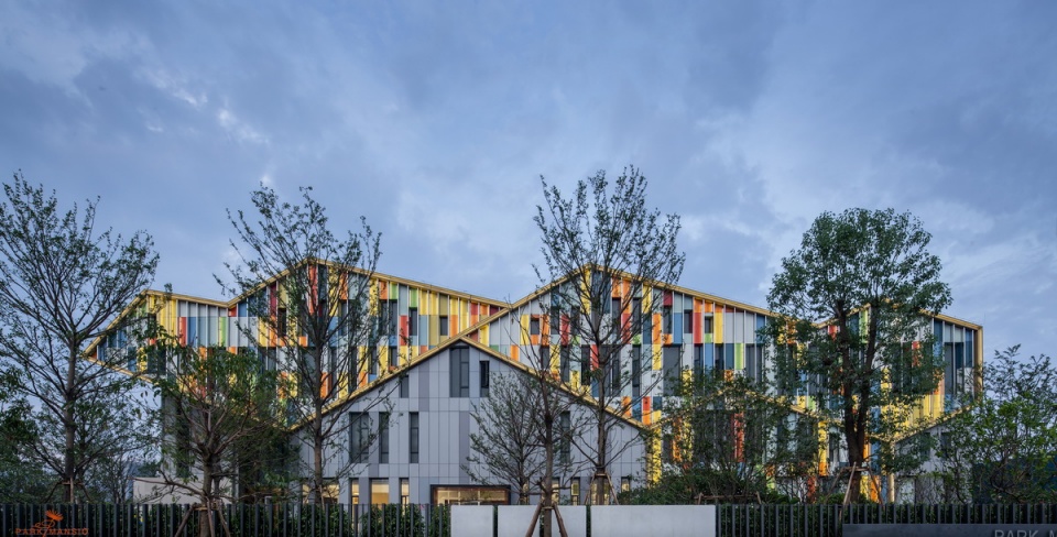Midea Park Mansion China by CC Design