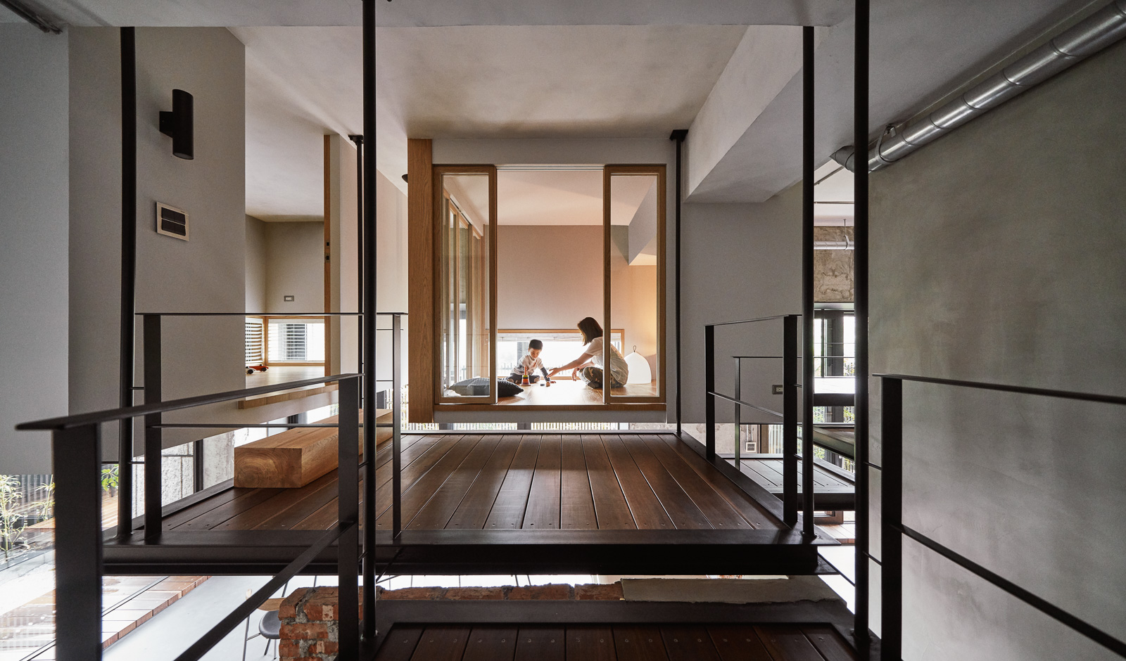 life in tree house by soar design