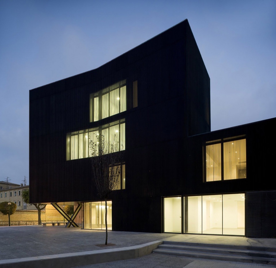 ferreries cultural centre by arquitecturia