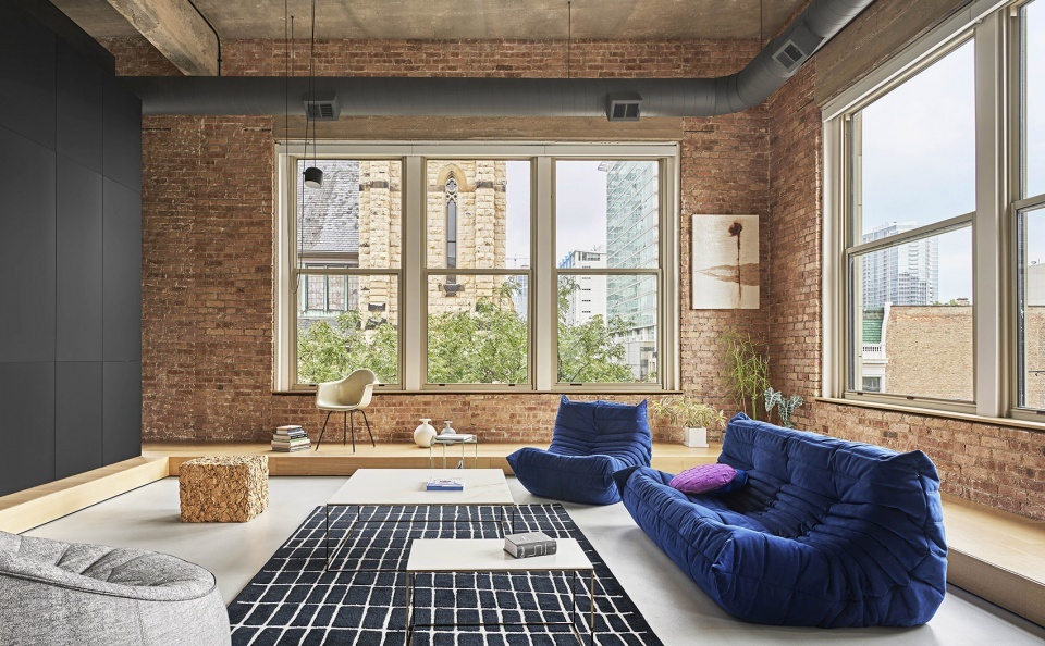 michigan loft renovation by vladimir radutny architects 960x594 1