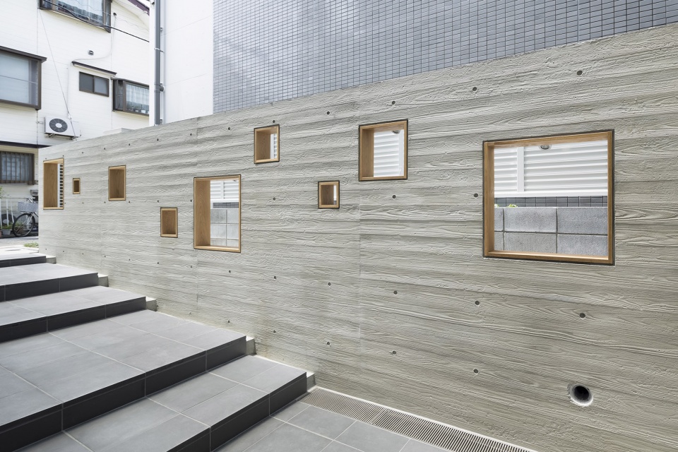 modelia brut kagurazaka by sasaki architecture ytro design institute