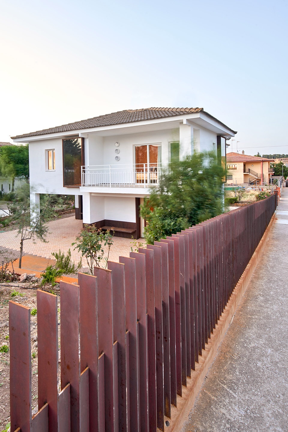 gallery house by raul sanchez architects