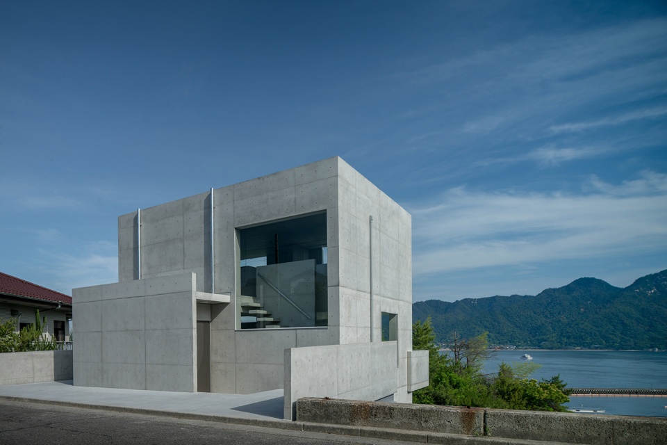 house in ajina by kazunori fujimoto architect associates
