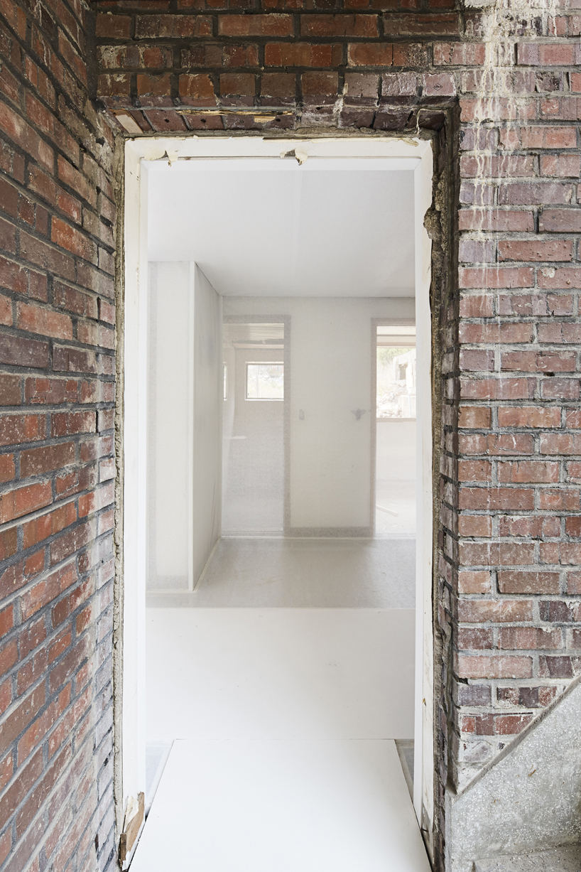 welcome and illusion by ​archiworkshop