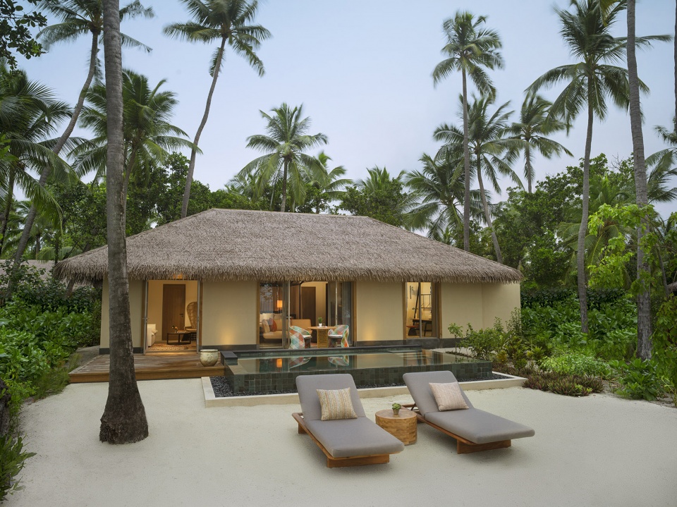 intercontinental maldives maamunagau resort by eco id avalon collective