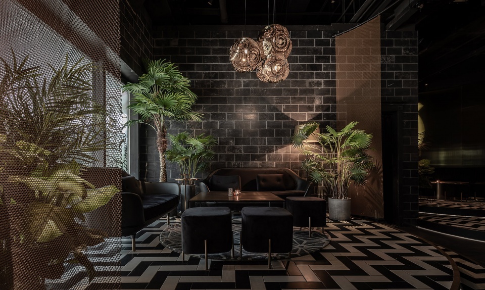pluto bar china by triostudio