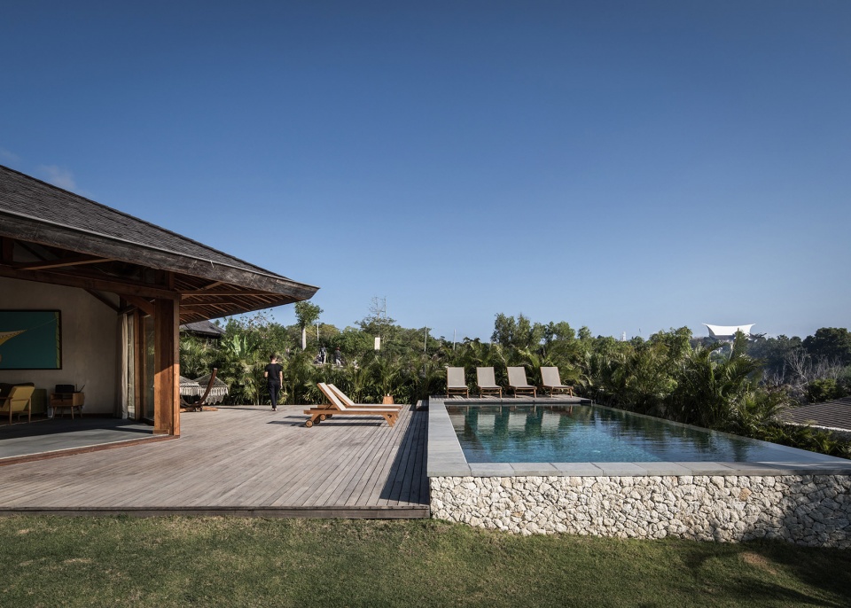 ocean view 3 carbon house by alexis dornier