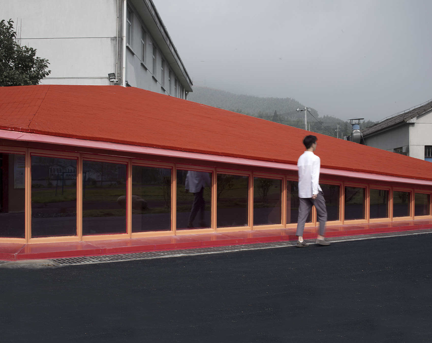 red note house on the horizon china by li wenxi architects