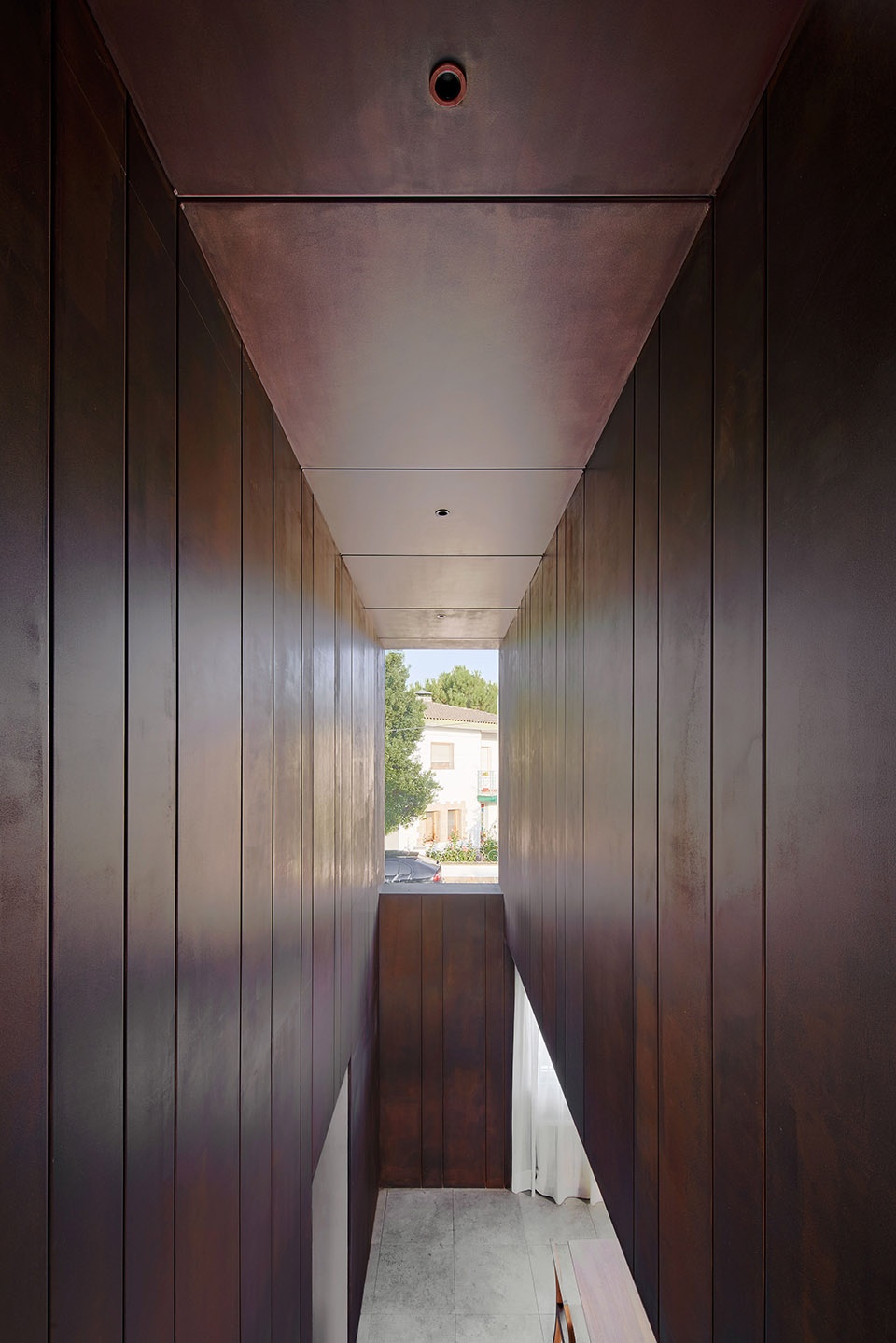 gallery house by raul sanchez architects