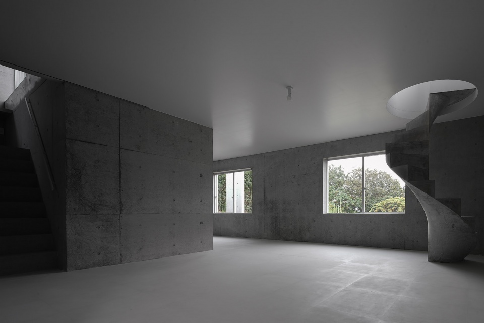 house in akitsu by kazunori fujimoto