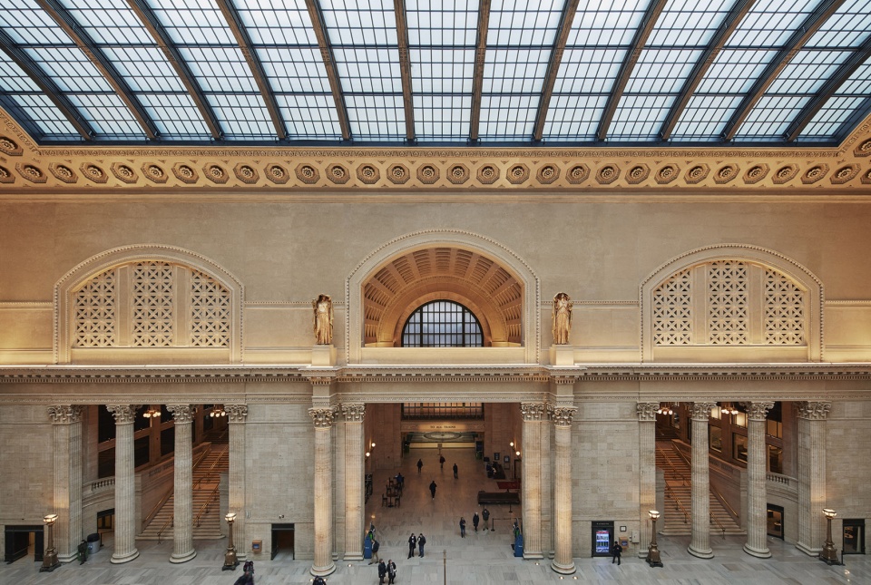 restoration of chicagos historic union station great hall by goettsch partners