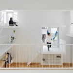 Balcony House by Takeshi Hosaka Architects