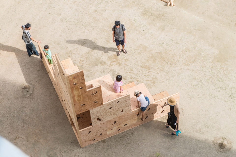 kagerou village by dot architects hiroshi kato martinez barat lafore architectes tato architects ludwig heimbach and sven pfeiffer