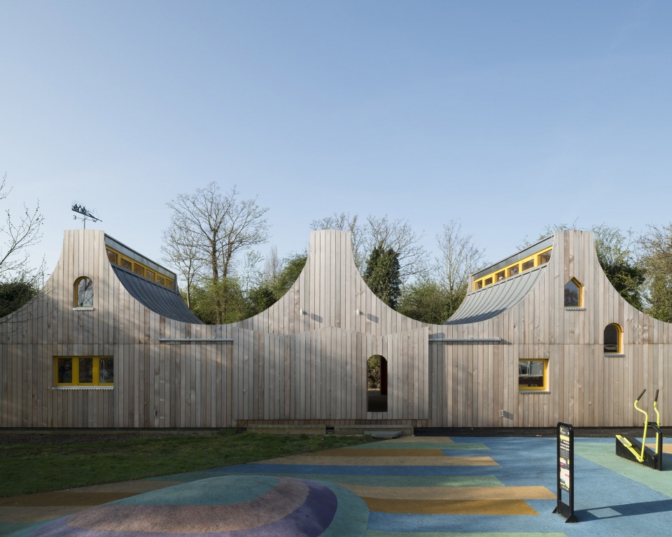 Woodland Classrooms Belvue School Northolt London UK by Studio Weave