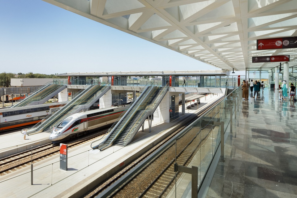 high speed train station kenitra by silvio dascia architecture omar kobbite architects