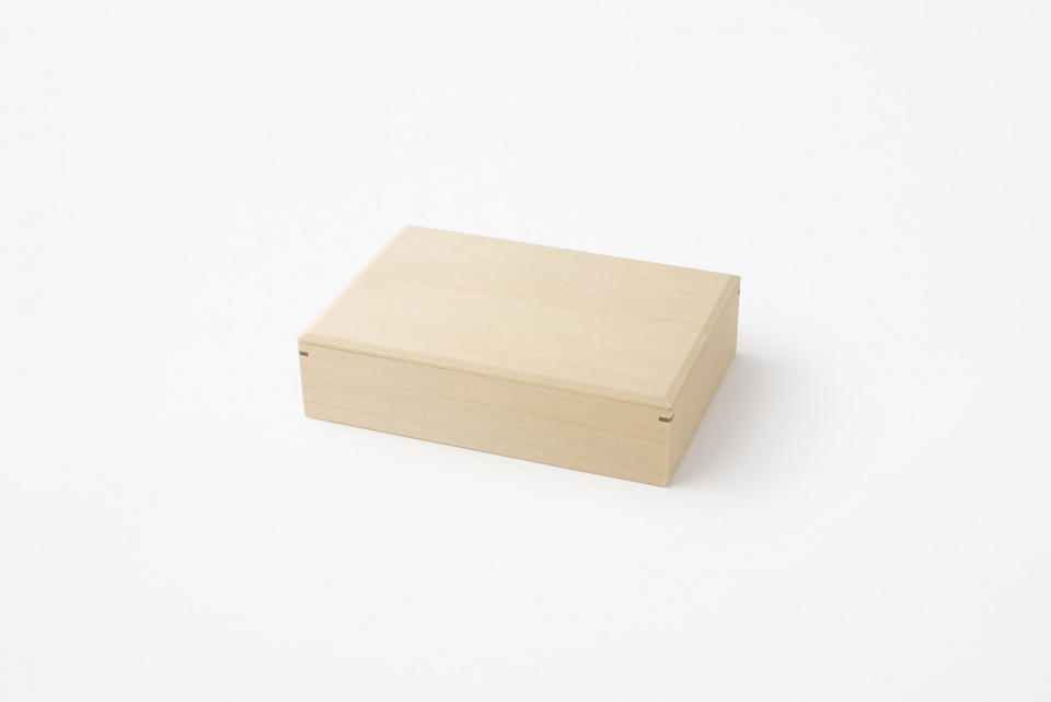 rugby mizuhiki brooch by nendo