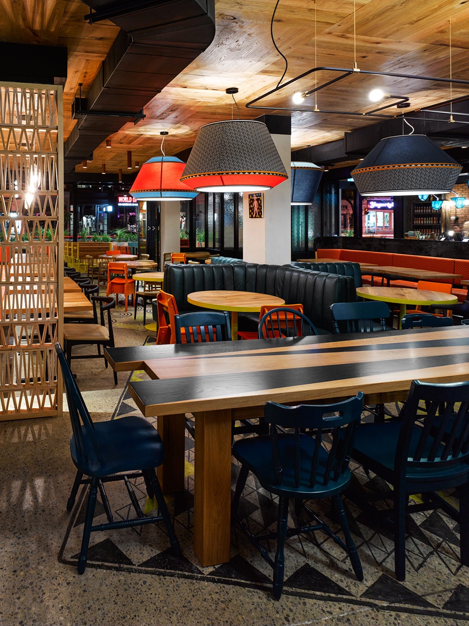 nandos queen west by designagency