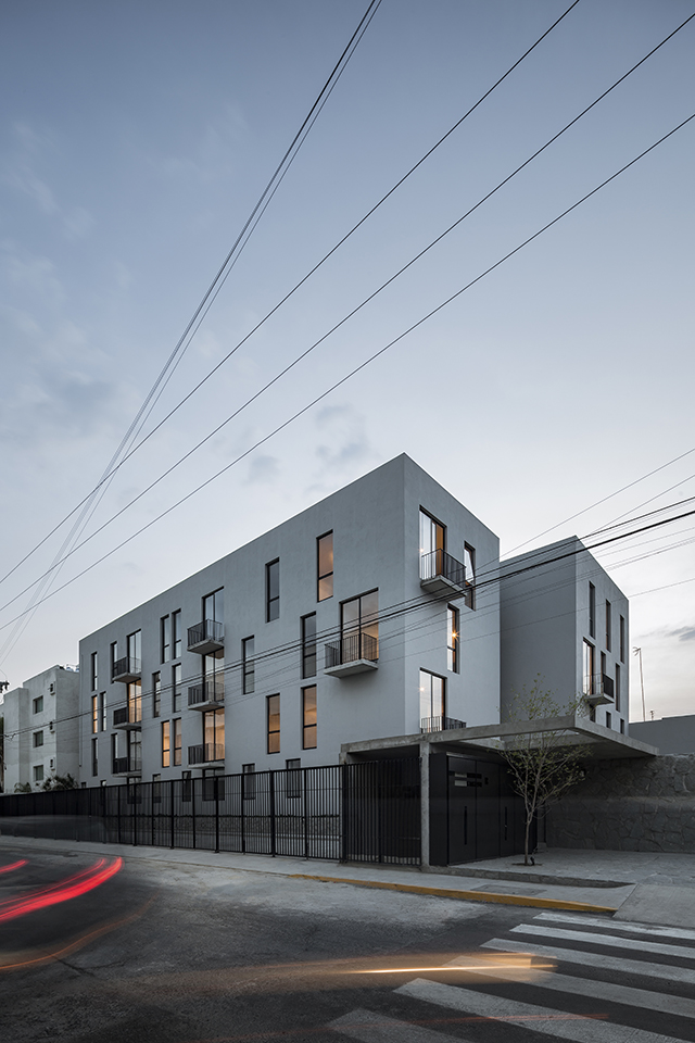 del patio apartamentos by estudio hidalgo 1